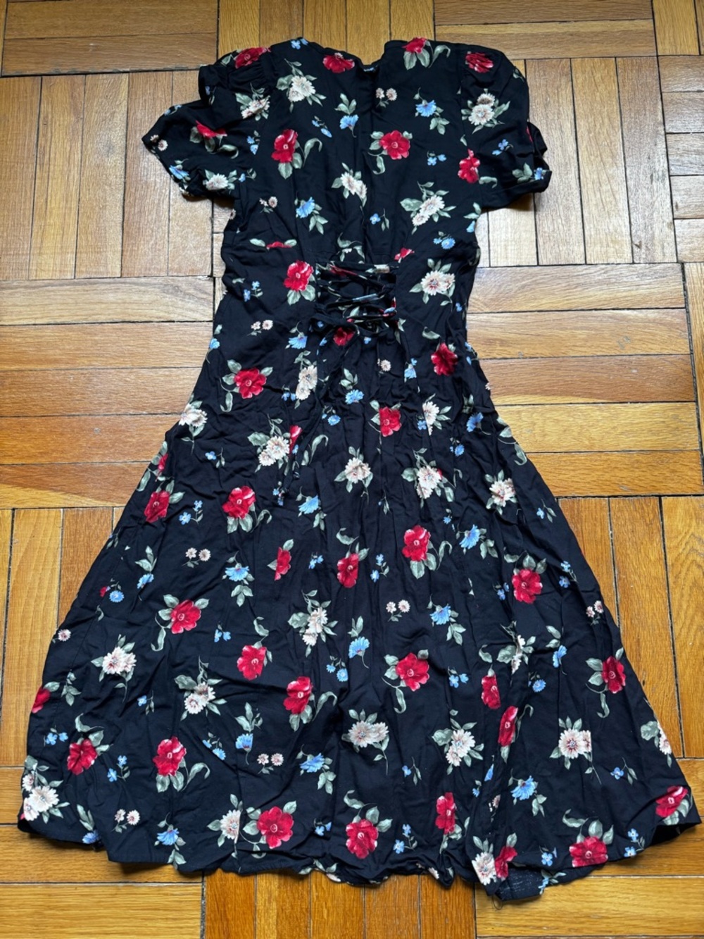 Vintage Floral Button-Front Midi Dress - Picture 2 of 7